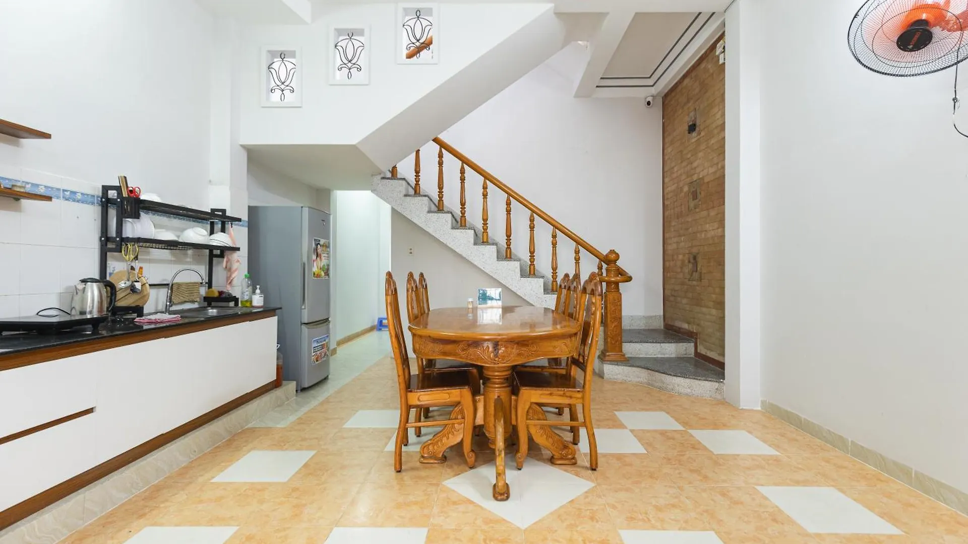 Δωμάτια σε οικογενειακή κατοικία Vicky'S House- Back Room Να Τρανγκ